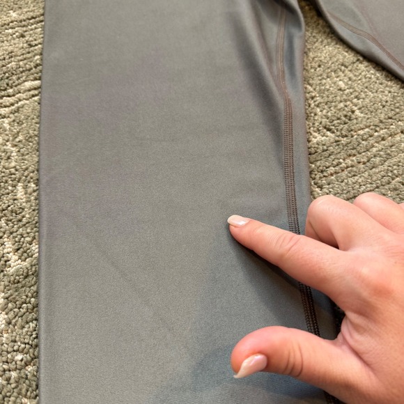 Athleta Elation 7/8 Tight Legging Women's Size L Gray Pink Landscape Print - Picture 2 of 6